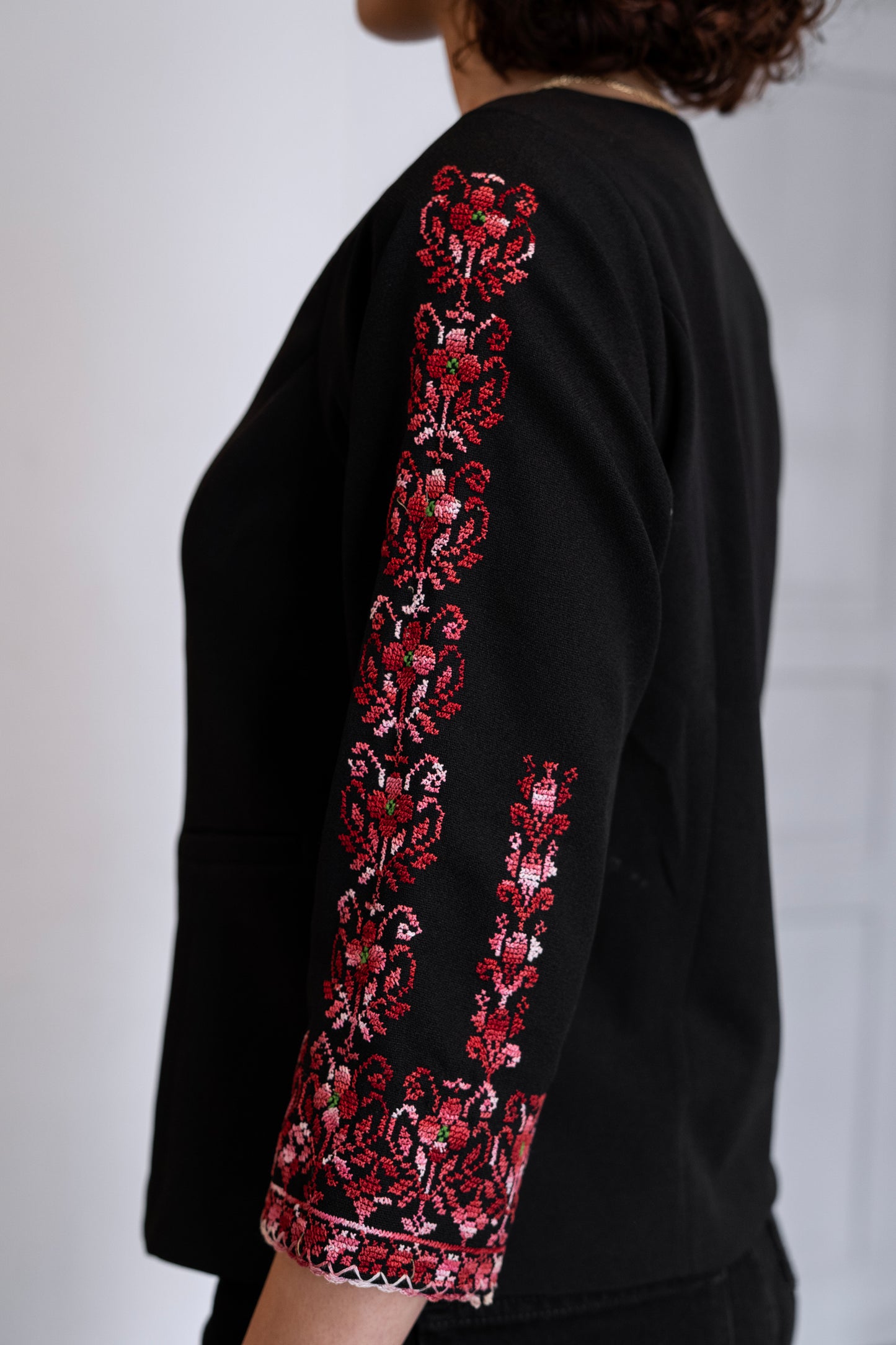 RAJEEN (راجعين) Collection