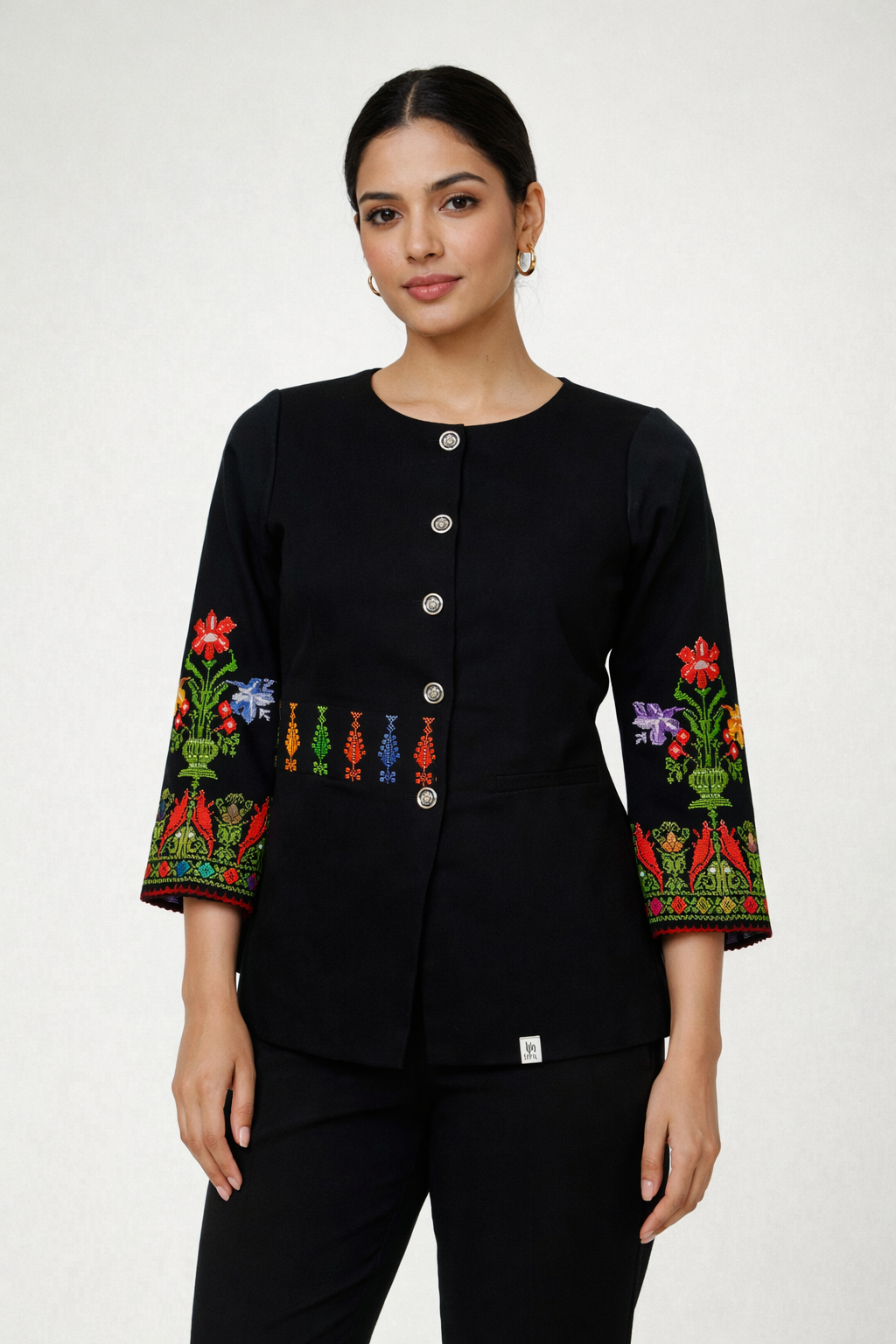 RAJEEN (راجعين) Collection